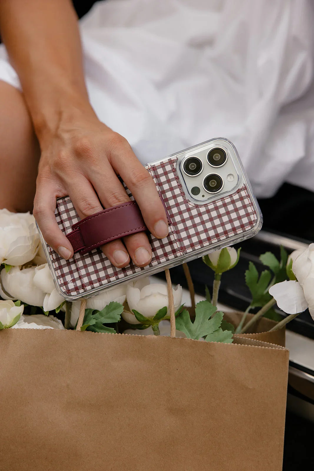 CLASSIC LEATHER GG IPHONE BEES PHONE CASE WITH STRAP