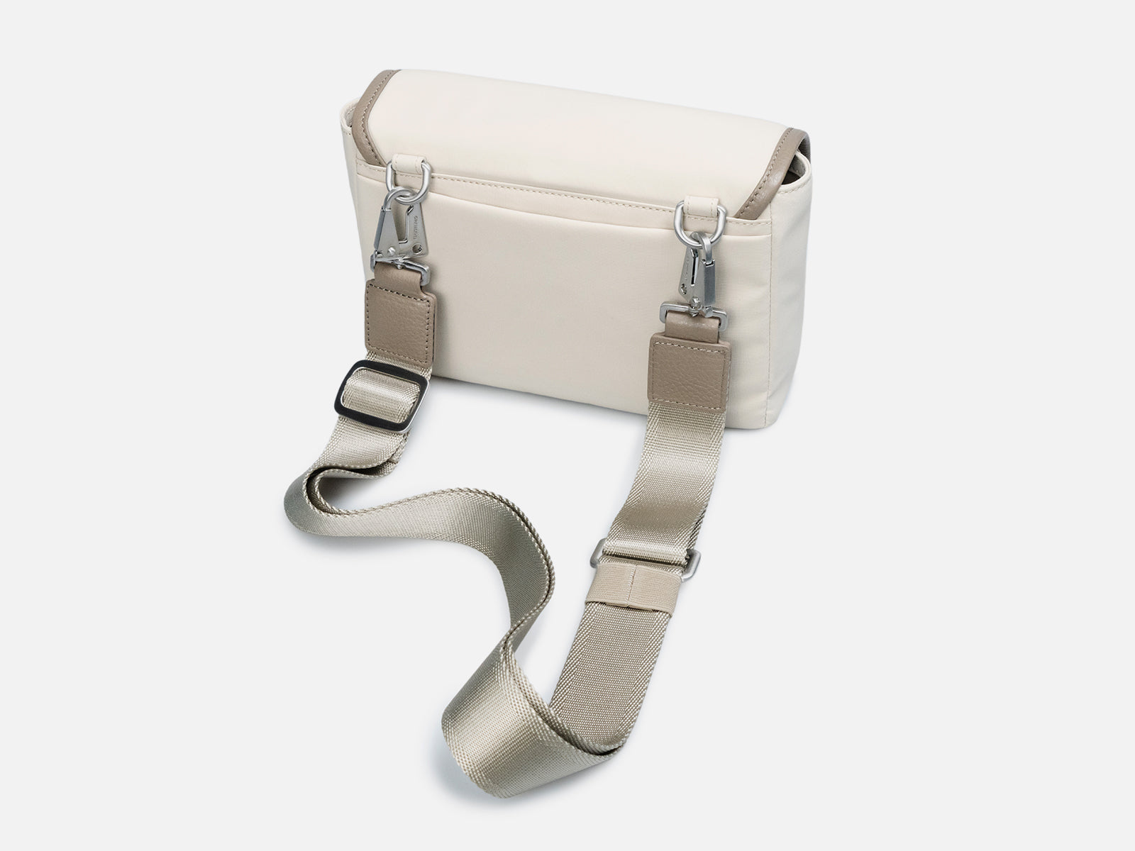 BY-4.3 large  leather bag 34x10x33cm