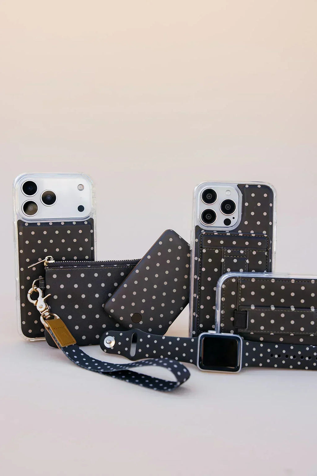 CLASSIC LEATHER GG IPHONE BEES PHONE CASE WITH STRAP
