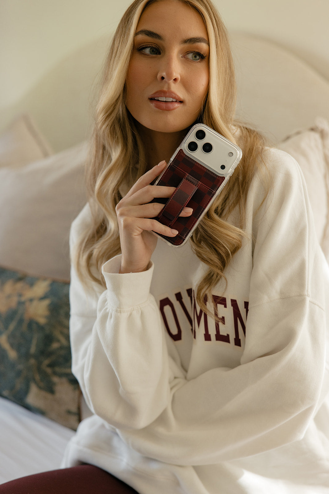 GG IPHONE BLACK MONOGRAM
