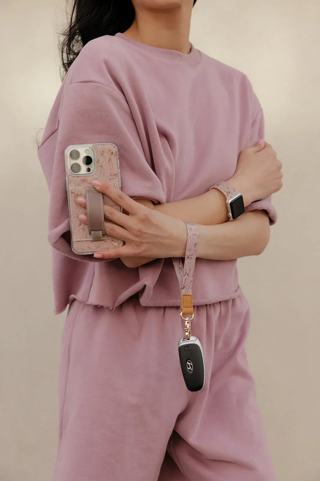 BLACK DOWN JACKET PR PHONE CASE