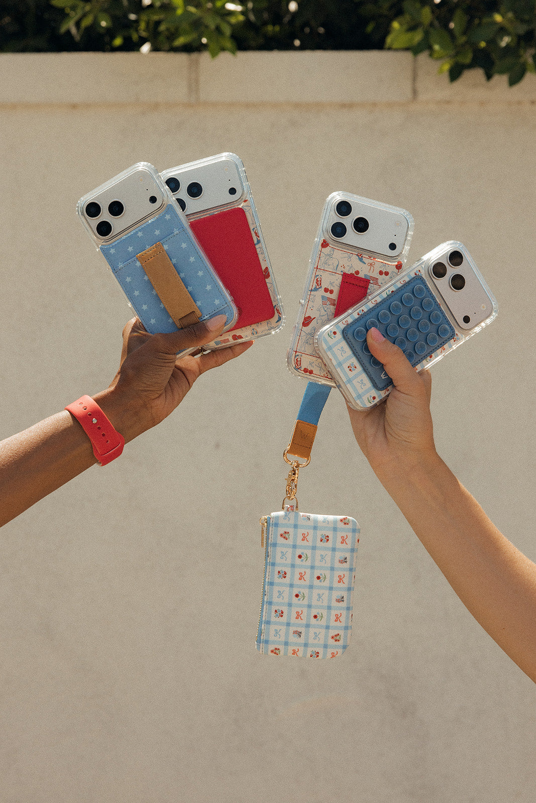 GG IPHONE CASE WITH WALLET AND CROSSBODY STRAP