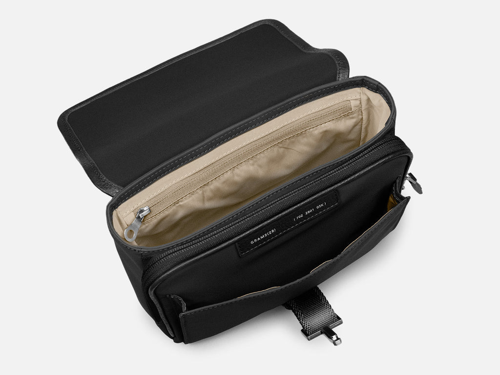 BY-4.3 large  leather bag 34x10x33cm